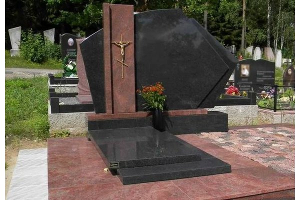 Купить двойной памятник на могилу в Гомеле: Вечная связь двух сердец в камне